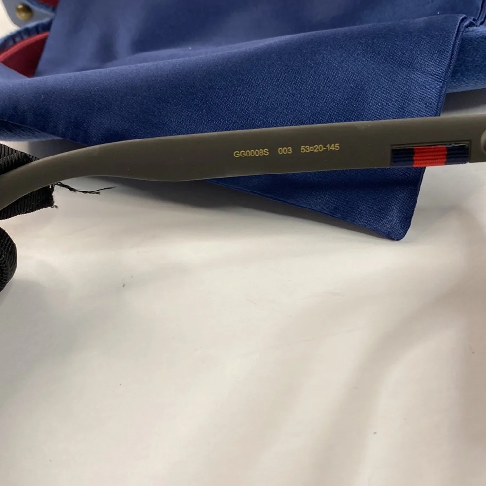 - 💯 - Authentic- New - Gucci Black GG0008S Square Sunglasses